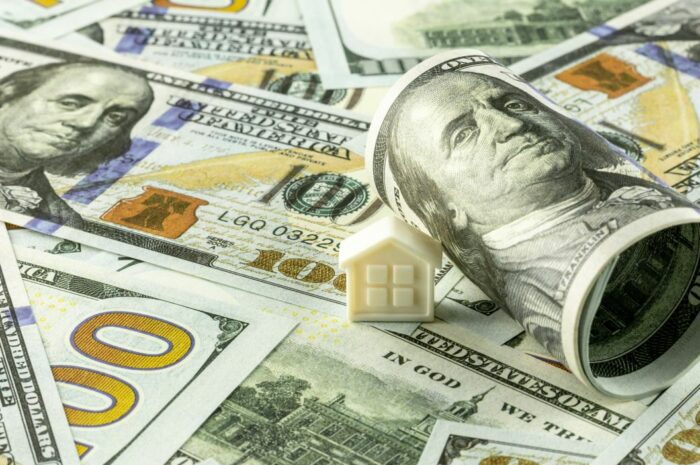 Dolar oddaje część zysków po NFP